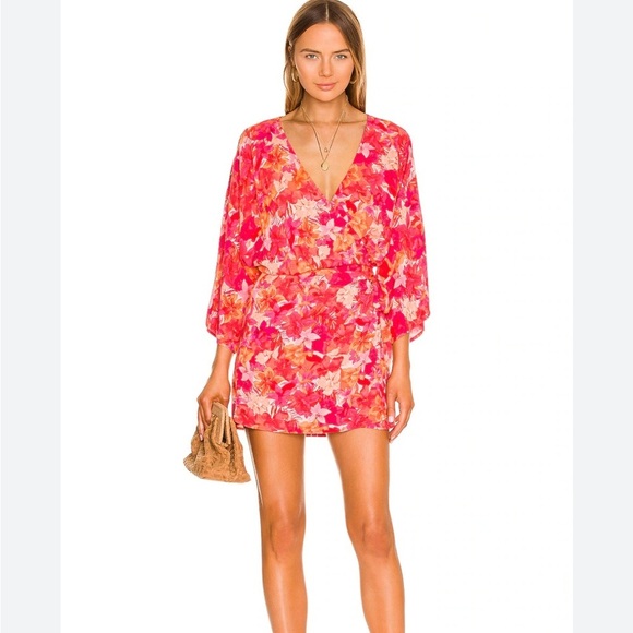 l*space Dresses & Skirts - LSPACE Pfeiffer Dress in Into The Tropics Cover Up Wrap Dress Hawaiian Sz XS